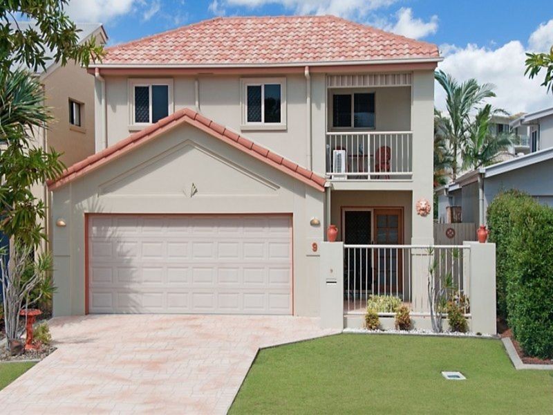 9 Bahamas Circuit, Kawana Island QLD 4575