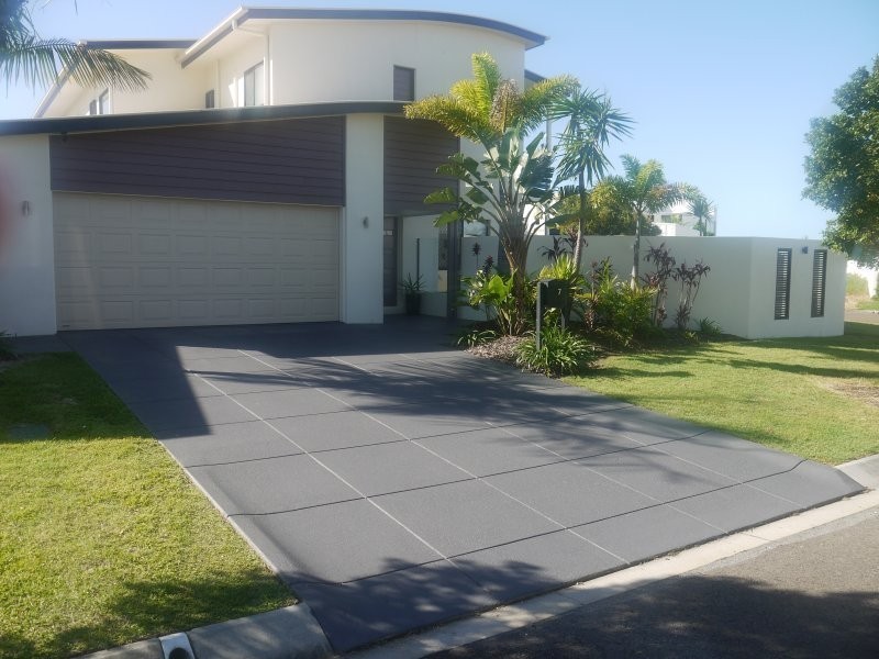 7 Corfu Street, Kawana Island QLD 4575