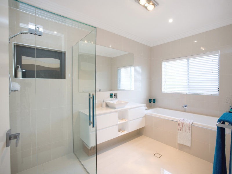 73 Oceanic Drive, Warana QLD 4575