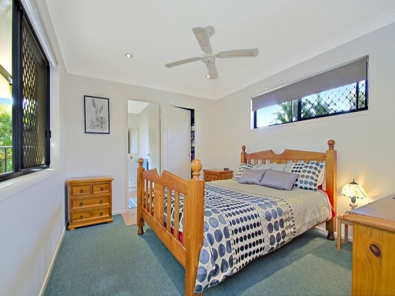 7 Malta Place, Kawana Island QLD 4575