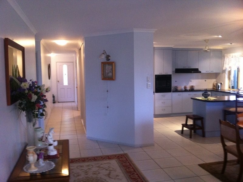 5 Rosella Way, Woodgate QLD 4660