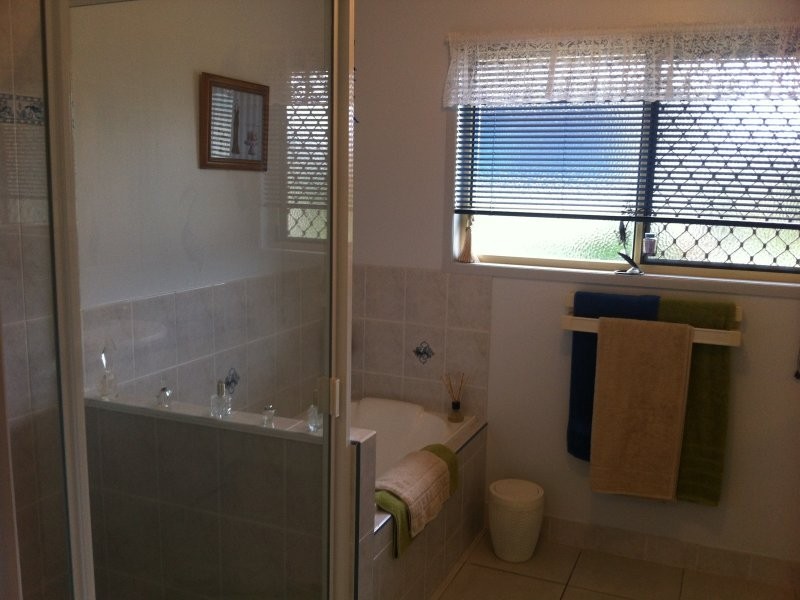 5 Rosella Way, Woodgate QLD 4660
