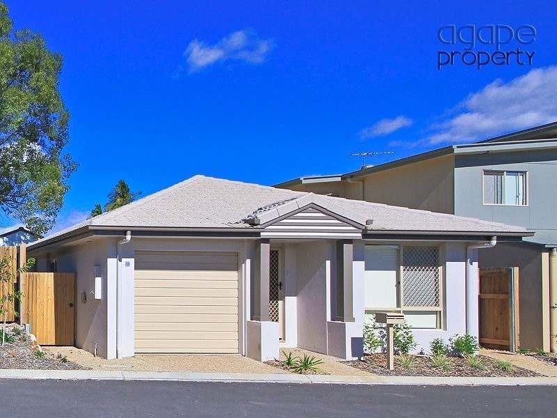 75 Levington Rd, Eight Mile Plains QLD 4113