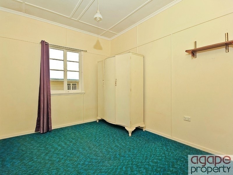 22 Longden Street, Coopers Plains QLD 4108