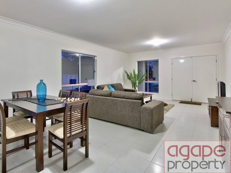 1/ 422 Benhiam Street, Calamvale QLD 4116