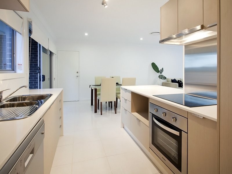 200 Meadowlands Road, Carina QLD 4152