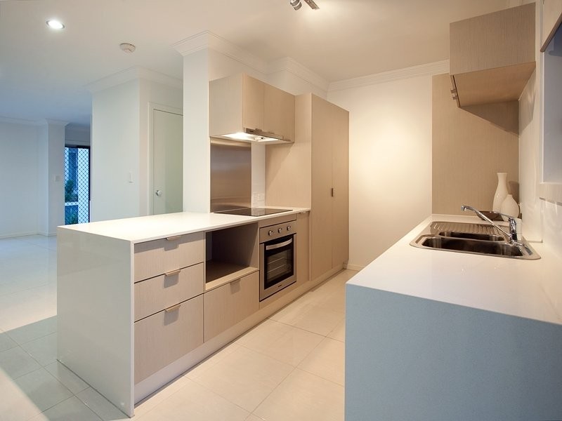 200 Meadowlands Road, Carina QLD 4152