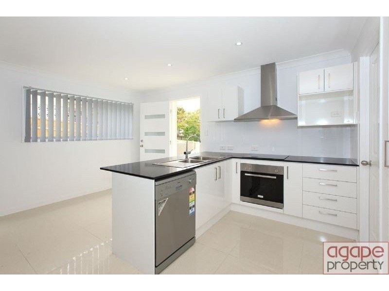 1-4/11 Rise St, Mount Gravatt QLD 4122