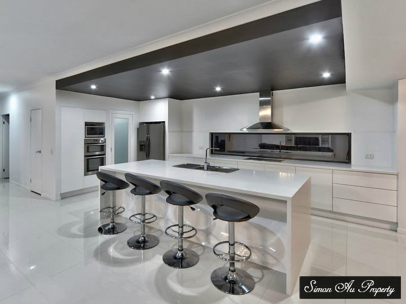 126 Hawthorn Circuit, Stretton QLD 4116