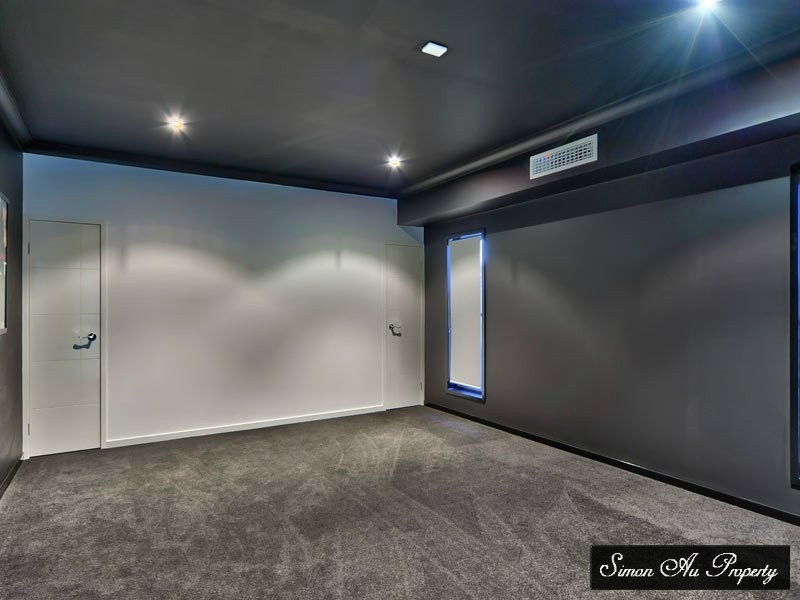 126 Hawthorn Circuit, Stretton QLD 4116