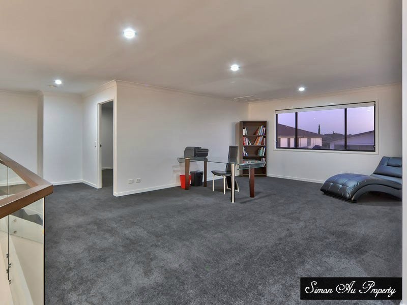 126 Hawthorn Circuit, Stretton QLD 4116