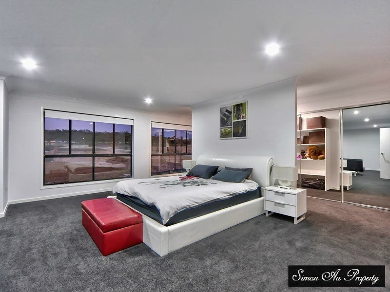 126 Hawthorn Circuit, Stretton QLD 4116