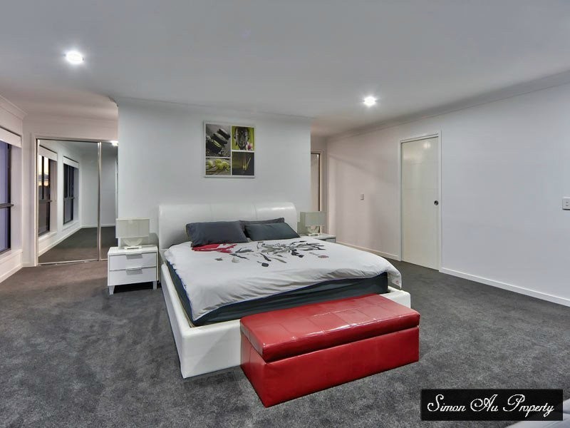 126 Hawthorn Circuit, Stretton QLD 4116