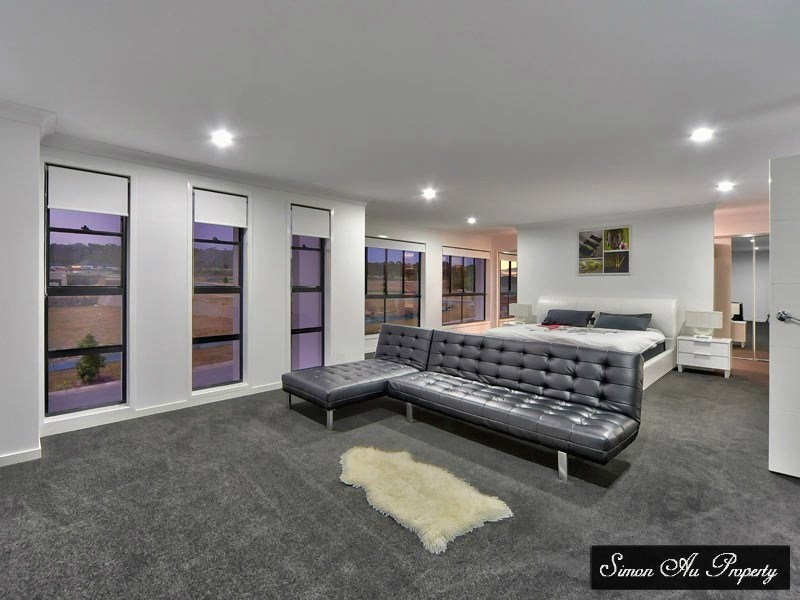 126 Hawthorn Circuit, Stretton QLD 4116