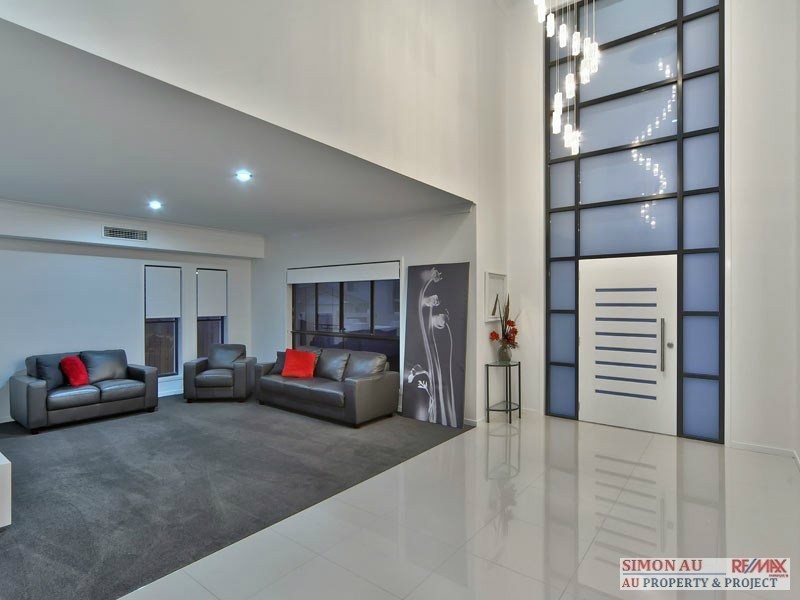 126 Hawthorn Cct., Stretton QLD 4116