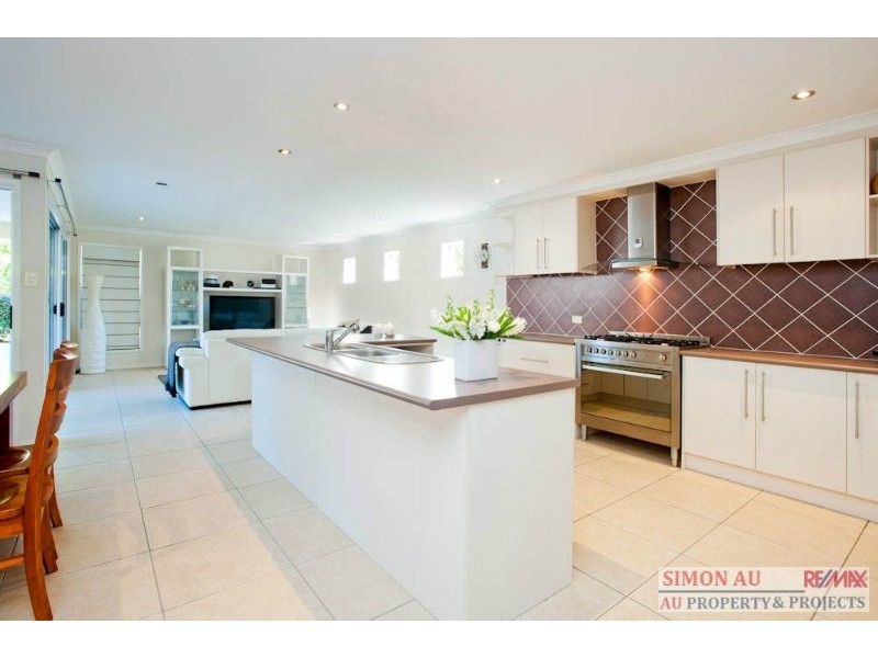 141 Douglas Rd, Salisbury QLD 4107