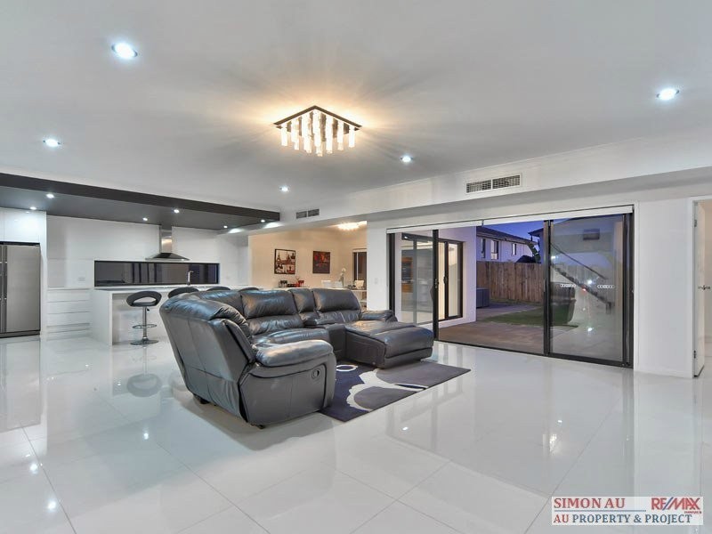 126 Hawthorn Cct, Stretton QLD 4116
