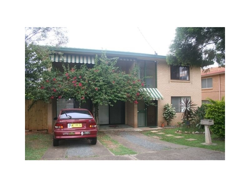 37 Lingle St, Robertson QLD 4109