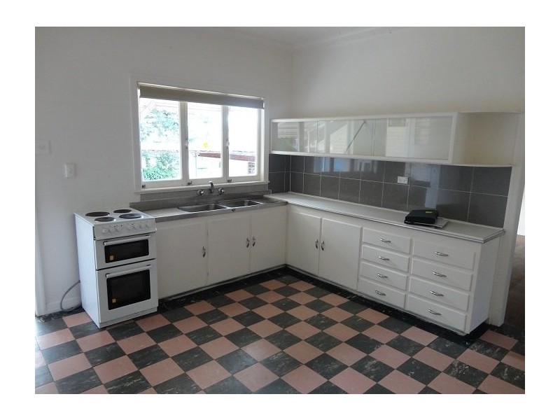 350 Richmond Rd, Cannon Hill QLD 4170