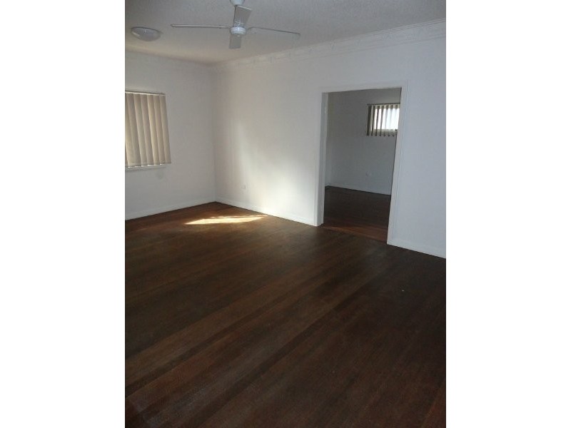 350 Richmond Rd, Cannon Hill QLD 4170