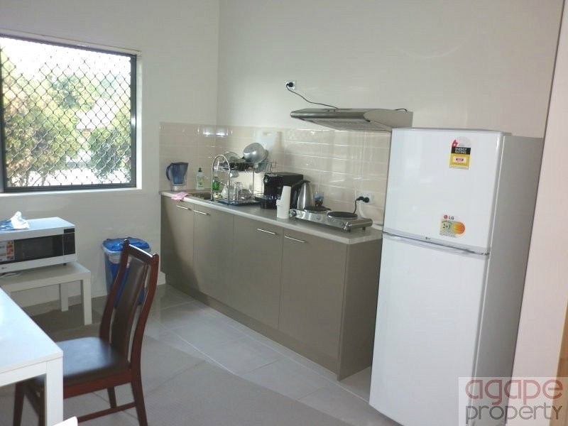 1/7 Joyce St, Coopers Plains QLD 4108