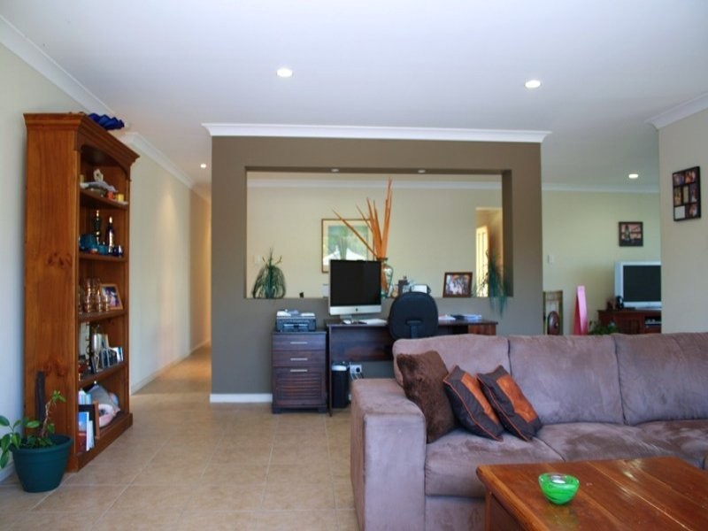 13 Seawind Rd, Coomera QLD 4209