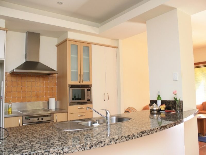 Hope Island QLD 4212