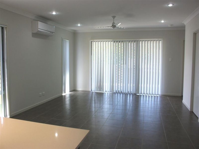 Pacific Pines QLD 4211