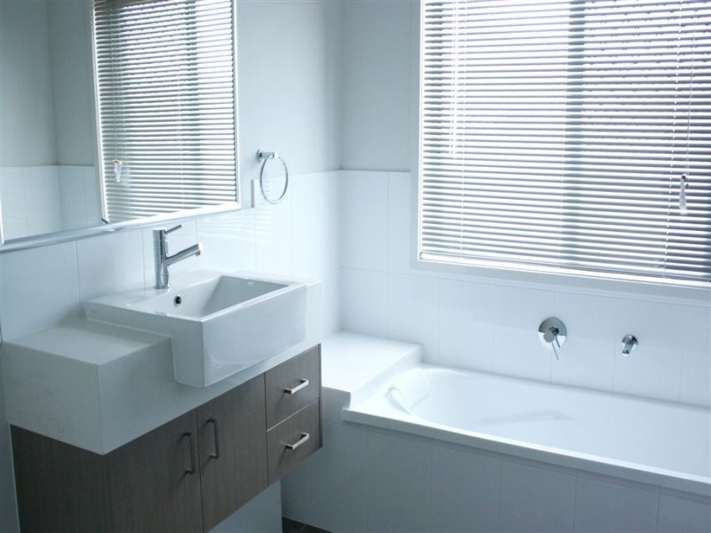 Pacific Pines QLD 4211