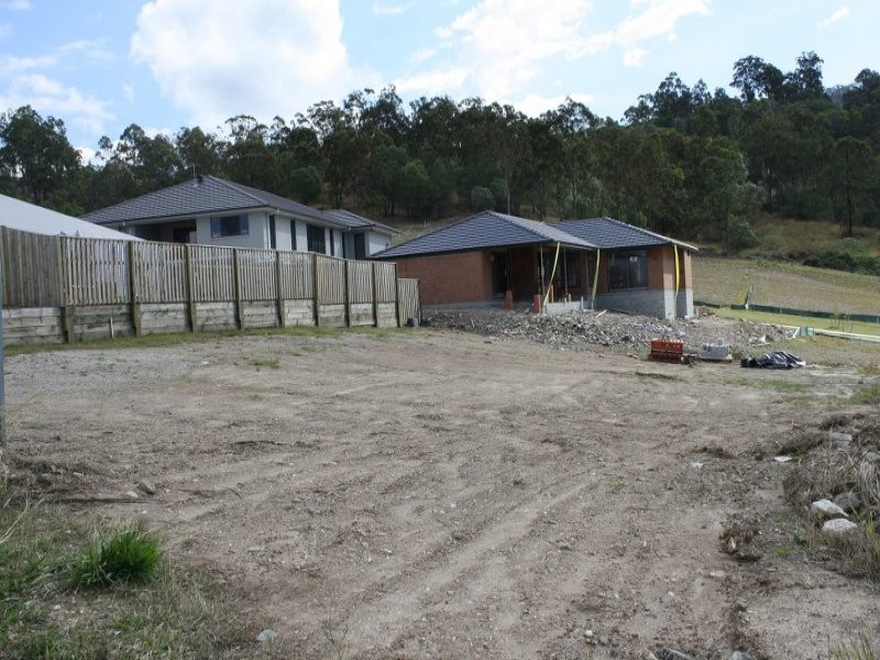 18 Coomerong Crescent, Upper Coomera QLD 4209