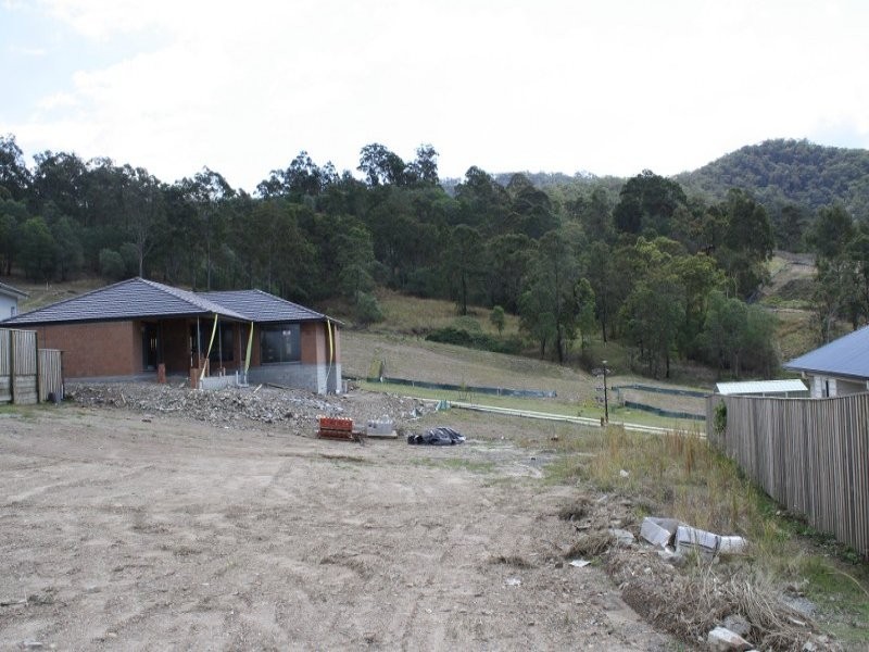 18 Coomerong Crescent, Upper Coomera QLD 4209