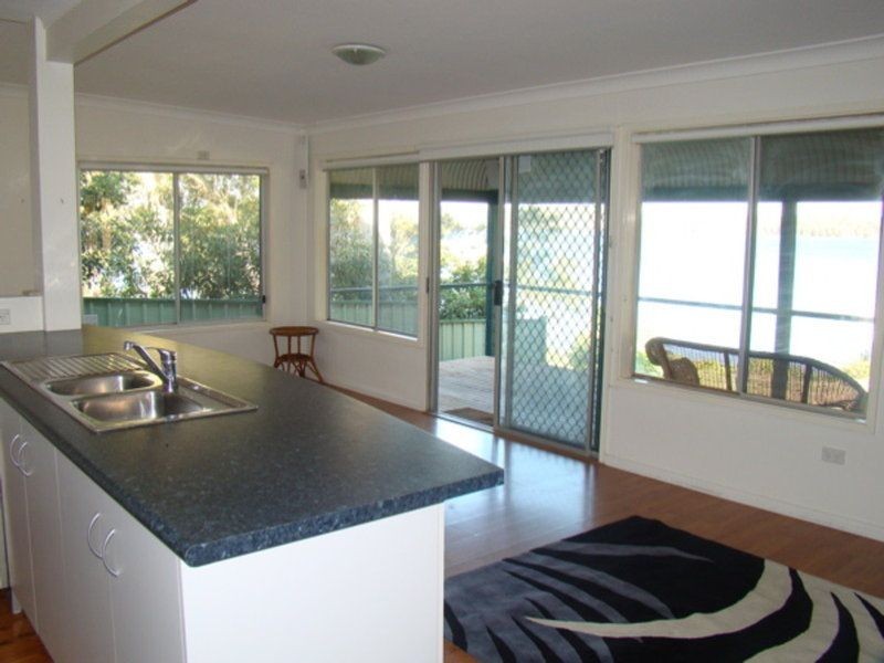 3 Walmer Avenue, Sanctuary Point NSW 2540