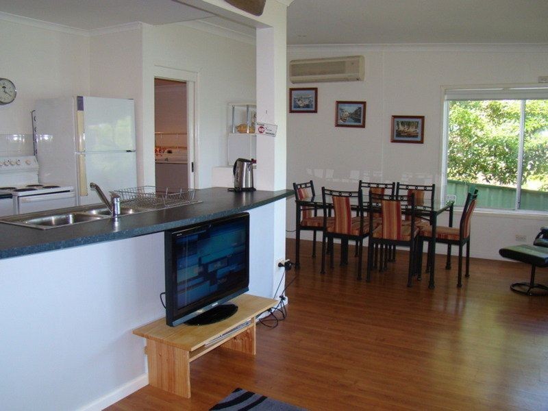 3 Walmer Avenue, Sanctuary Point NSW 2540