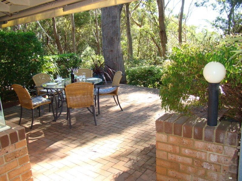 4/6 Lister  Court, Hyams Beach NSW 2540