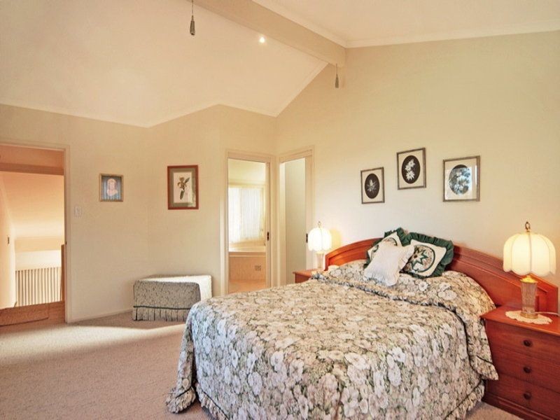 9 Kevin  Crescent, St Georges Basin NSW 2540