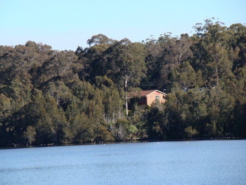 15 Boathaven Avenue, Basin View NSW 2540