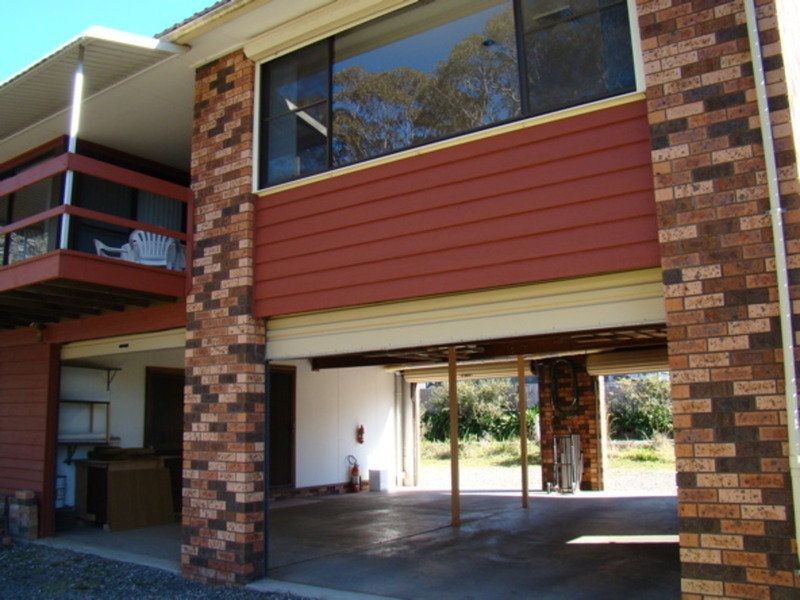 15 Boathaven Avenue, Basin View NSW 2540
