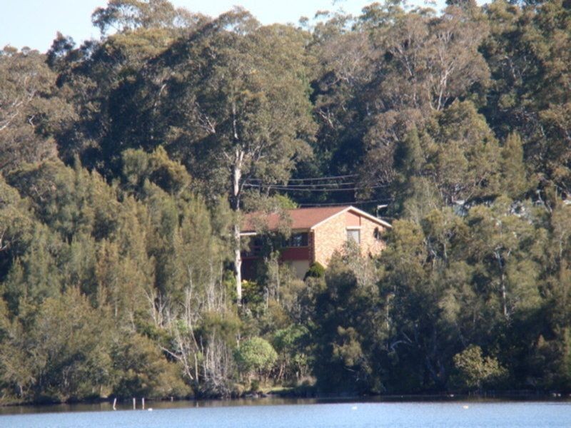 15 Boathaven Avenue, Basin View NSW 2540