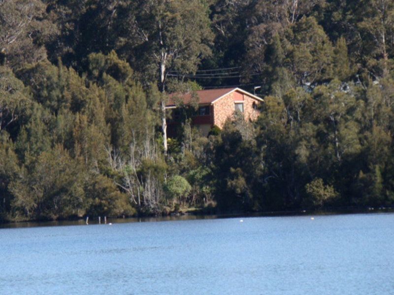 15 Boathaven Avenue, Basin View NSW 2540