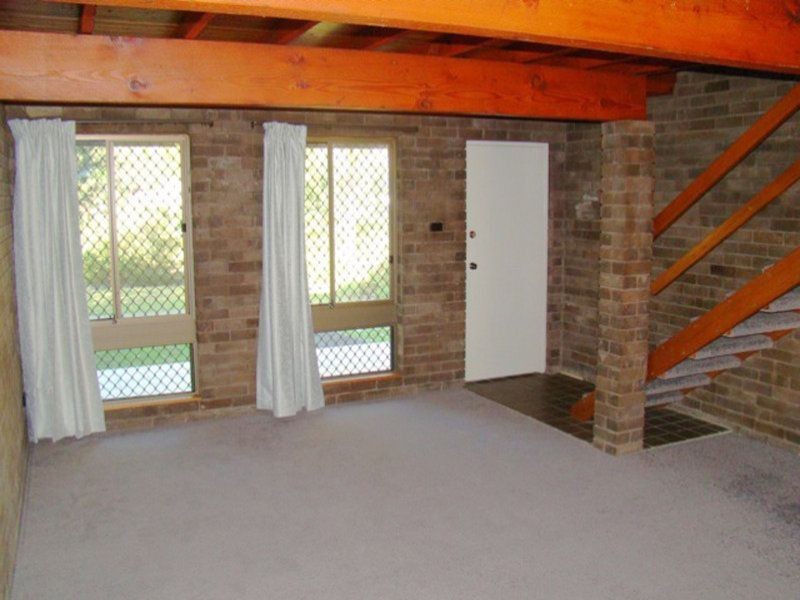 4/71 Hawke  Street, Huskisson NSW 2540