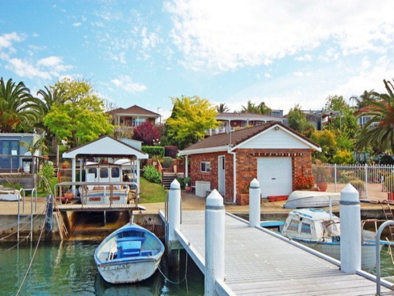 9 Field Street, Huskisson NSW 2540