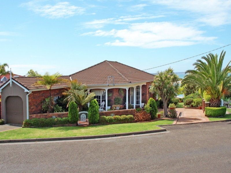 9 Field Street, Huskisson NSW 2540