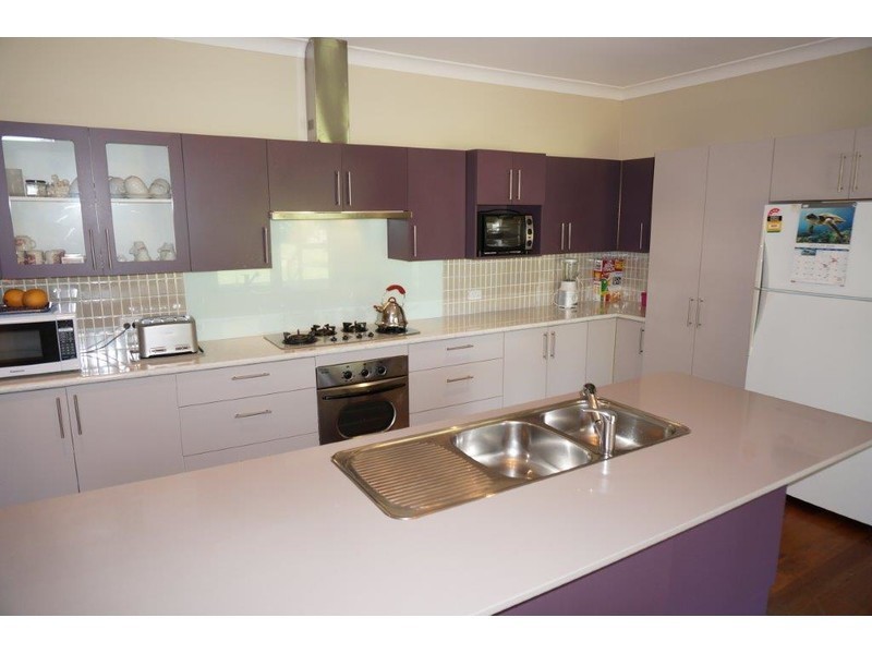 6 Tomerong Street, Tomerong NSW 2540