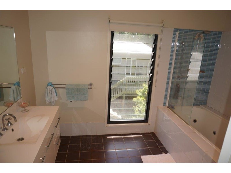 6 Tomerong Street, Tomerong NSW 2540