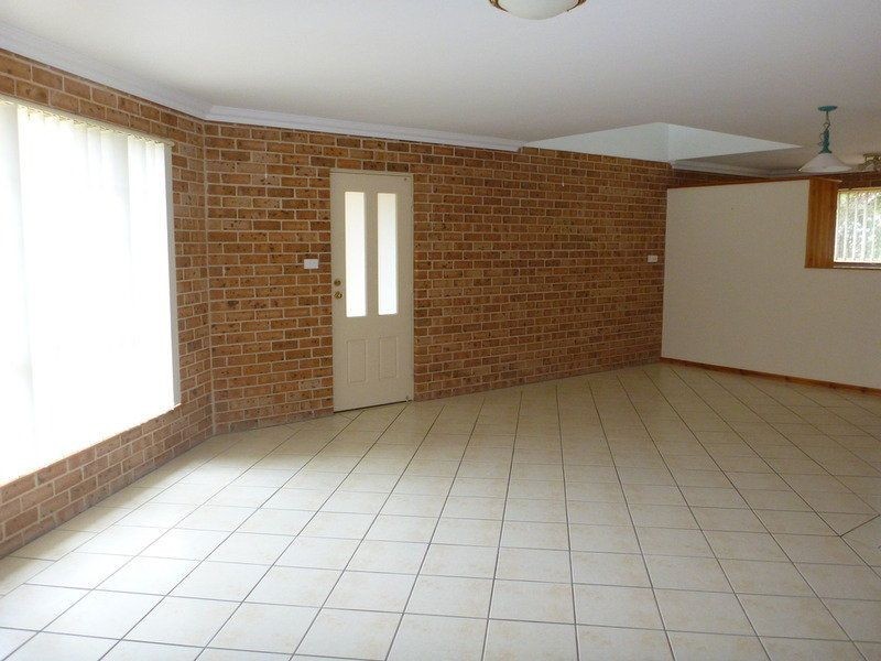 2/11 Leumeah Street, Sanctuary Point NSW 2540