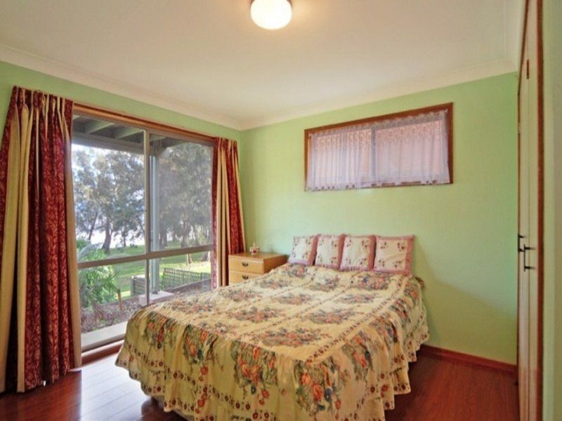 95 Walmer Avenue, Sanctuary Point NSW 2540