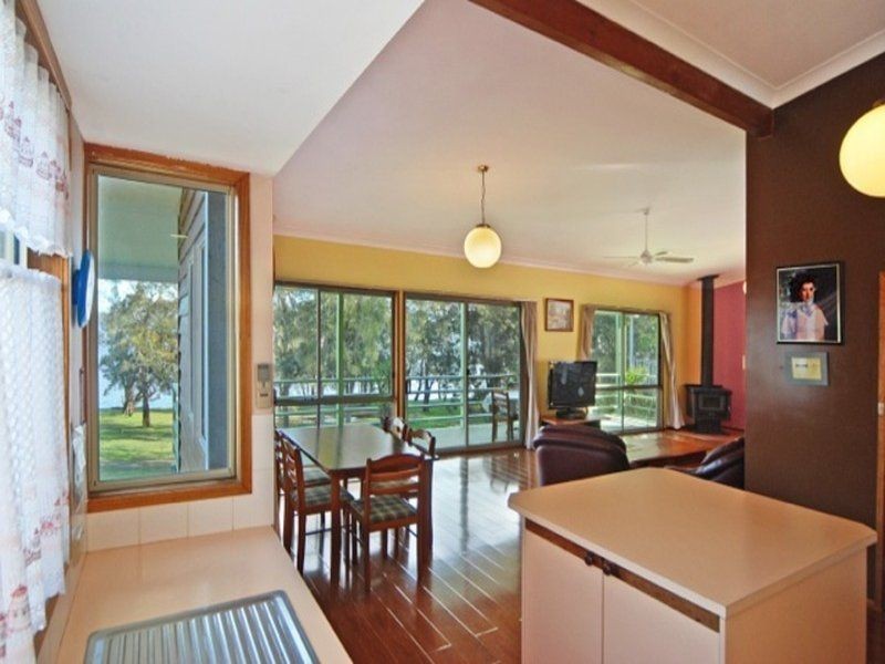 95 Walmer Avenue, Sanctuary Point NSW 2540