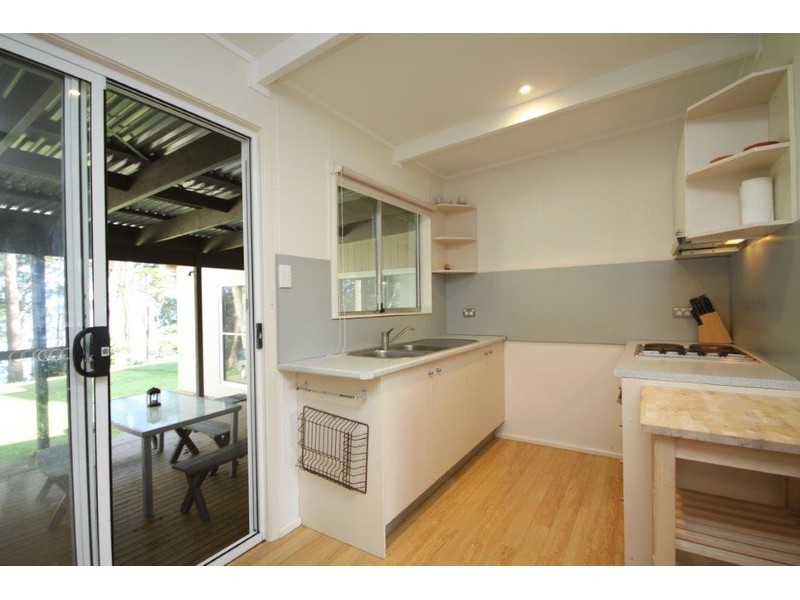 63 Walmer  Avenue, Sanctuary Point NSW 2540