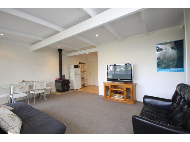 63 Walmer  Avenue, Sanctuary Point NSW 2540