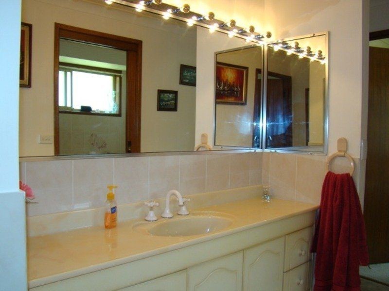 14 Collett  Place, St Georges Basin NSW 2540